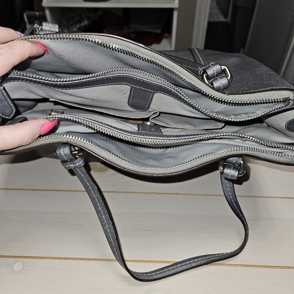 Authentic Coach Purse - Picture 4 of 4